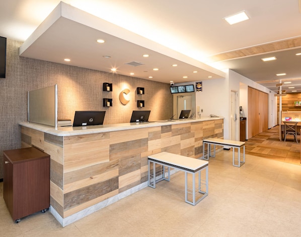 Lobby - Comfort Hotel Saga (Saga)