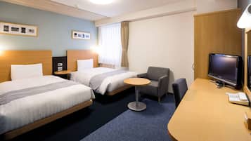 Standard Twin Room, 2 Single Beds, Non Smoking | Desk, soundproofing, free WiFi, bed sheets
