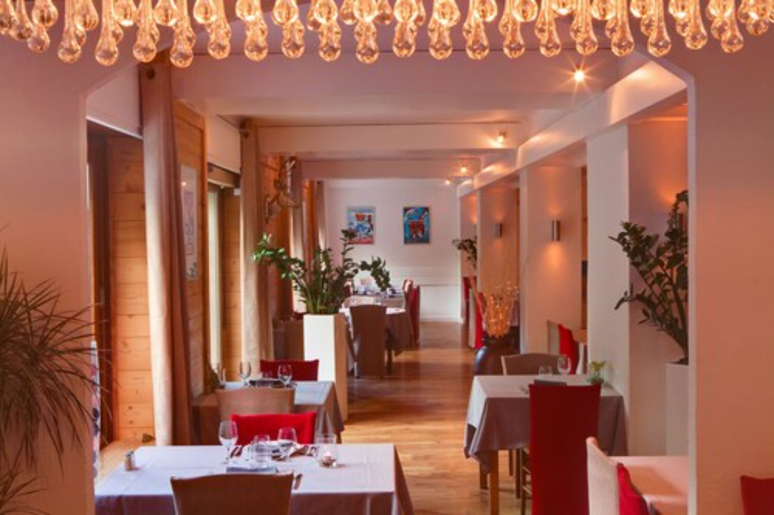 breakfast and dinner served