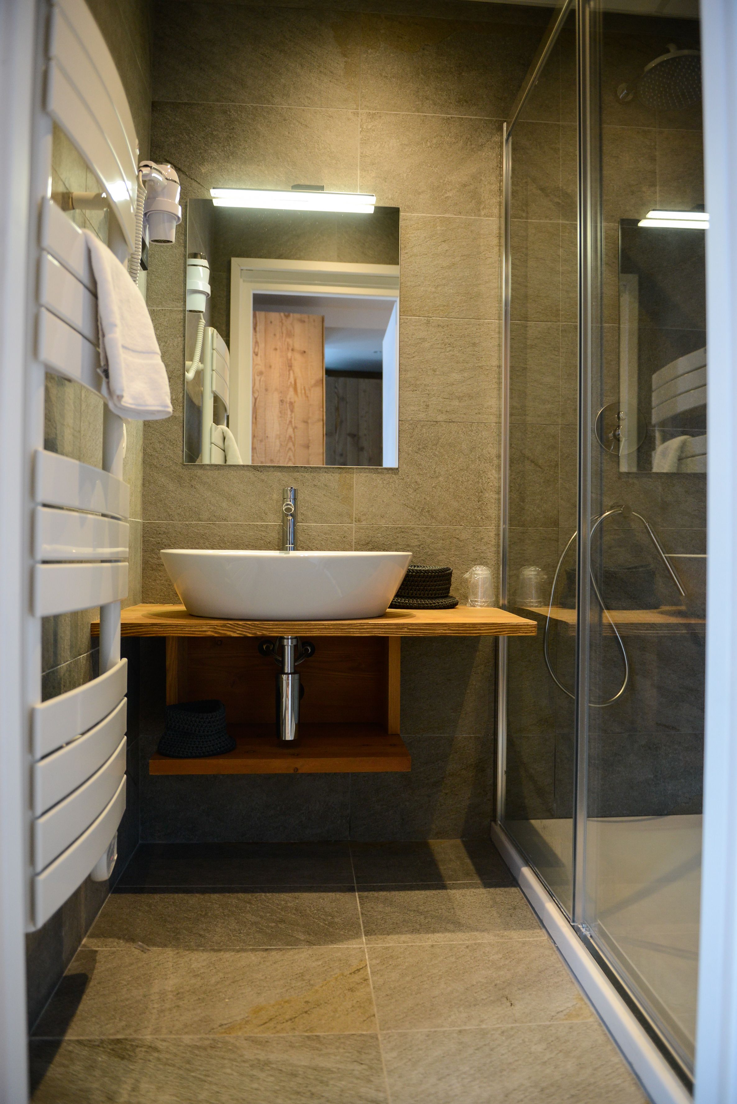 double room (mont blanc) | bathroom | shower, towels