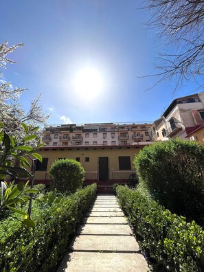 Garden - Hotel d'Orleans (Palermo)