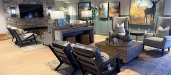 Sweetwater Lift Lodge