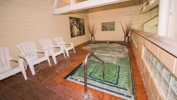 室外 Spa 池