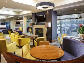 Bar (on property) - Mercure Sheffield Parkway (Sheffield)