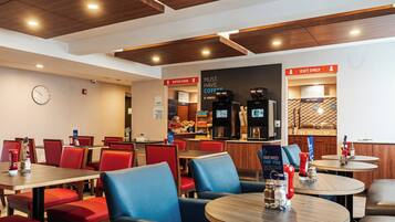 Tägliches inbegriffenes Frühstücksbuffet