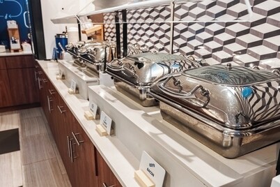 Holiday Inn Express Maspeth by IHG