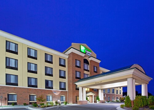 Holiday Inn Express Hotel & Suites Detroit - Utica by IHG