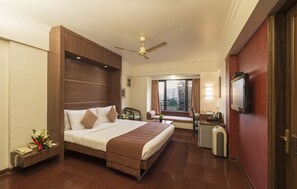Phòng Executive | Bộ đồ giường cao cấp, nệm Select Comfort, minibar