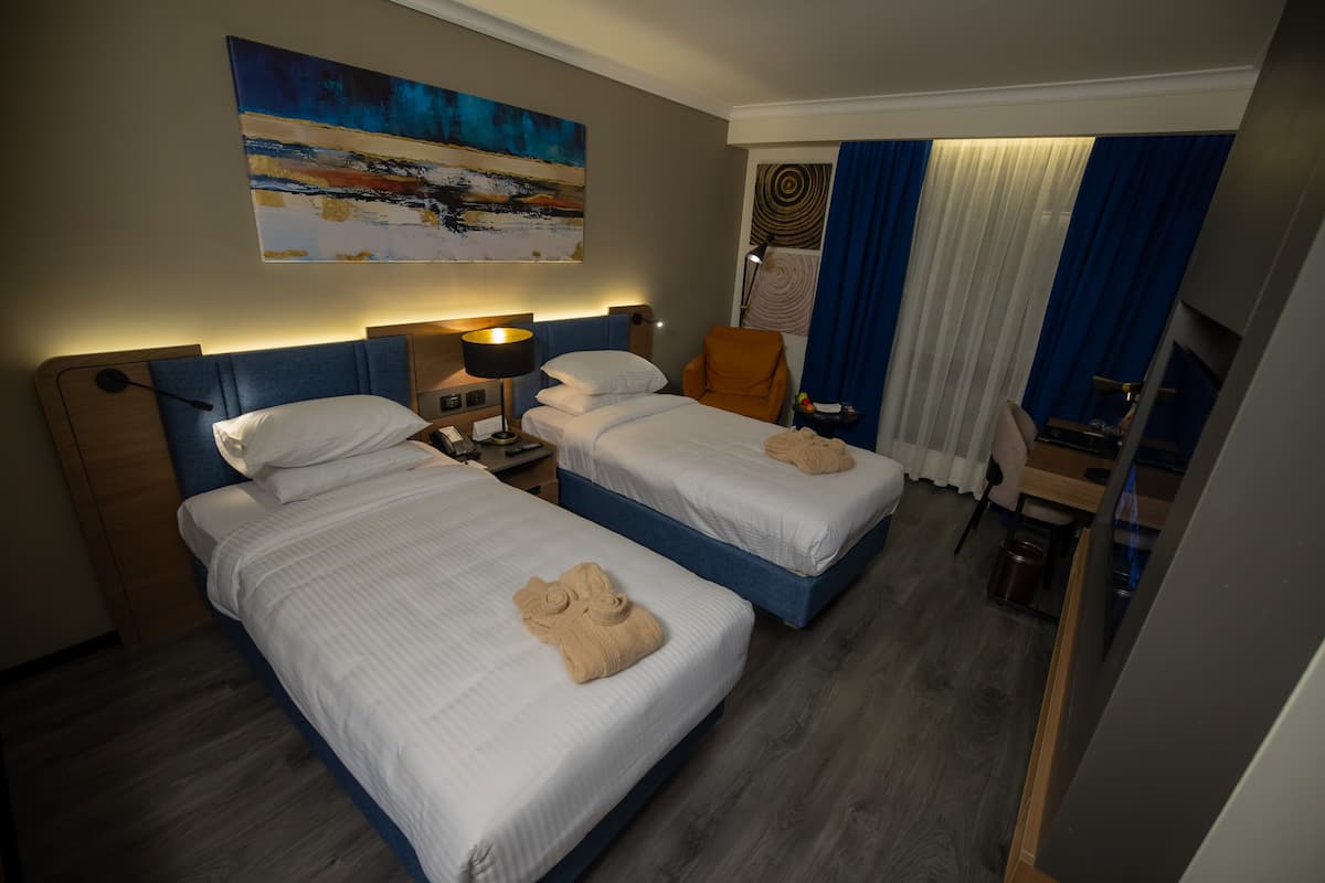 Premium Twin Room With 24/7 Butler Lounge Access | 1 bedroom, Egyptian cotton sheets, minibar, in-room safe