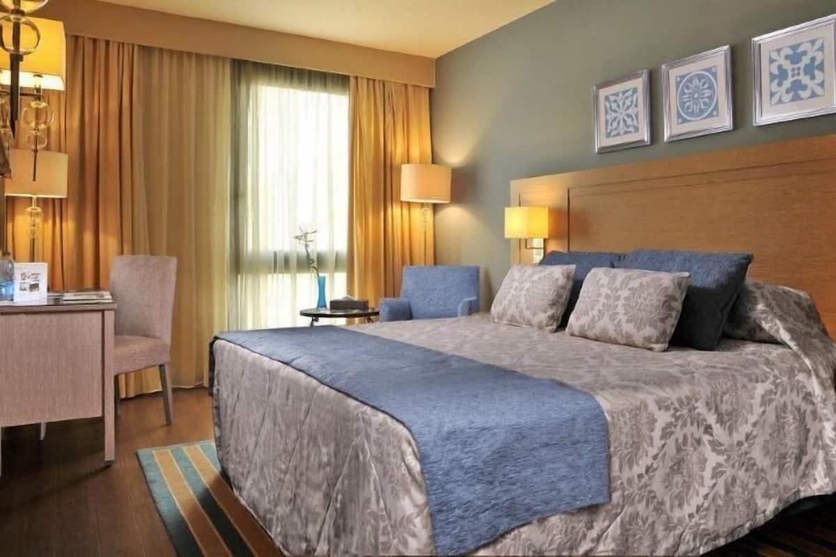 1 Schlafzimmer, Bettwäsche aus ägyptischer Baumwolle, Minibar