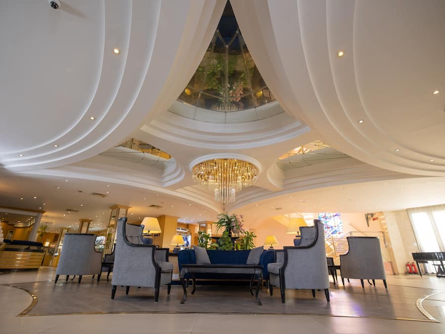 Sala de estar en el lobby