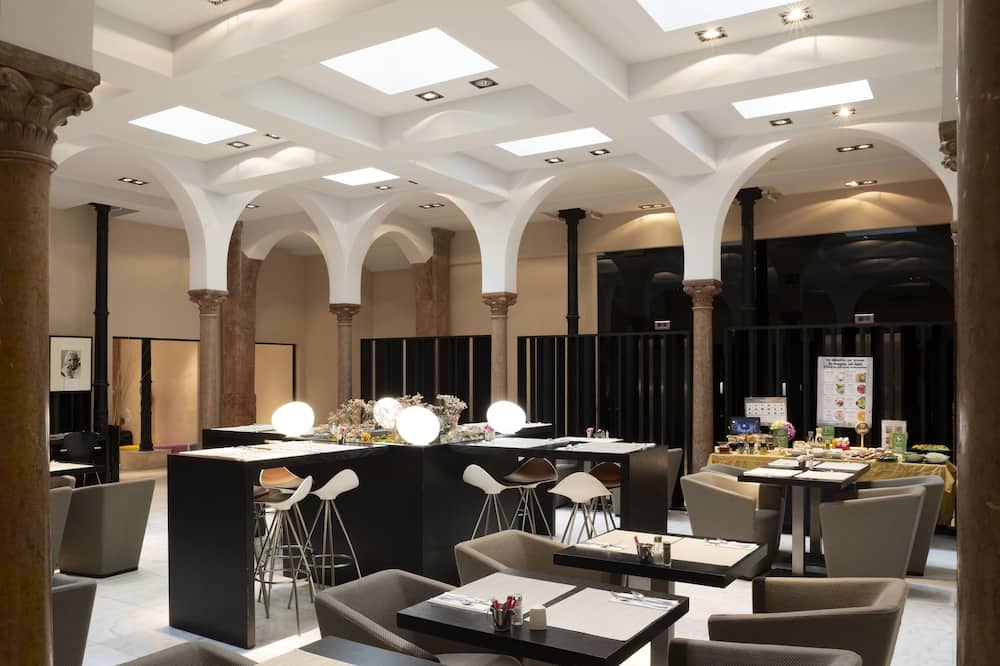 Petit Palace Plaza Malaga Hotel