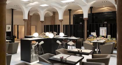 Petit Palace Plaza Malaga Hotel