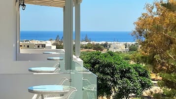 Superior Room, Partial Sea View | Beach/ocean view