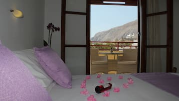 Superior Room, Partial Sea View