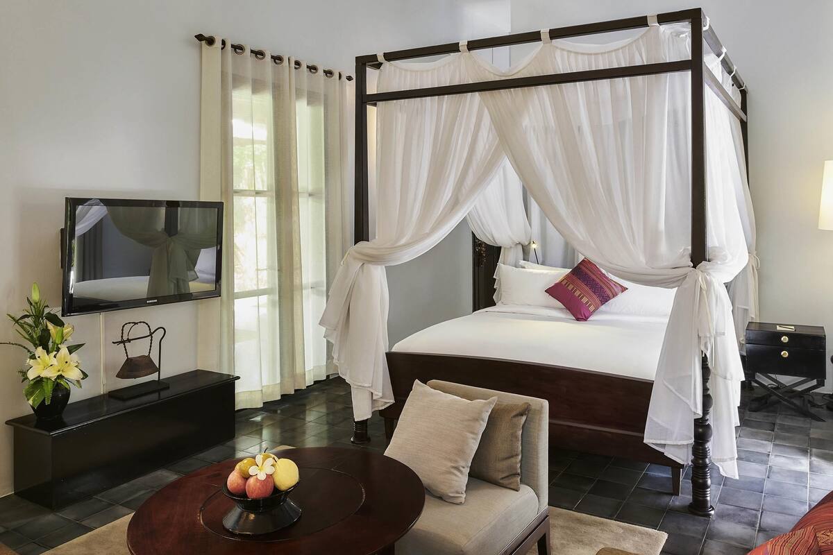 Suite, 1 Tempat Tidur King, area taman (Private Garden) | Seprai premium, selimut bulu angsa, minibar, dan brankas