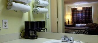 Americas Best Value Inn Comanche