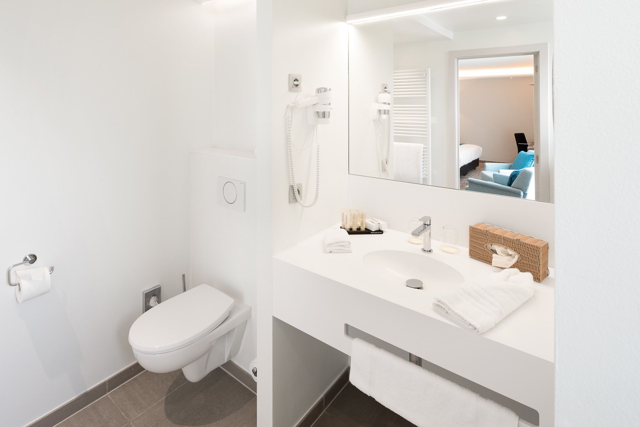 superior double room | 1 bedroom, premium bedding, minibar, in-room safe