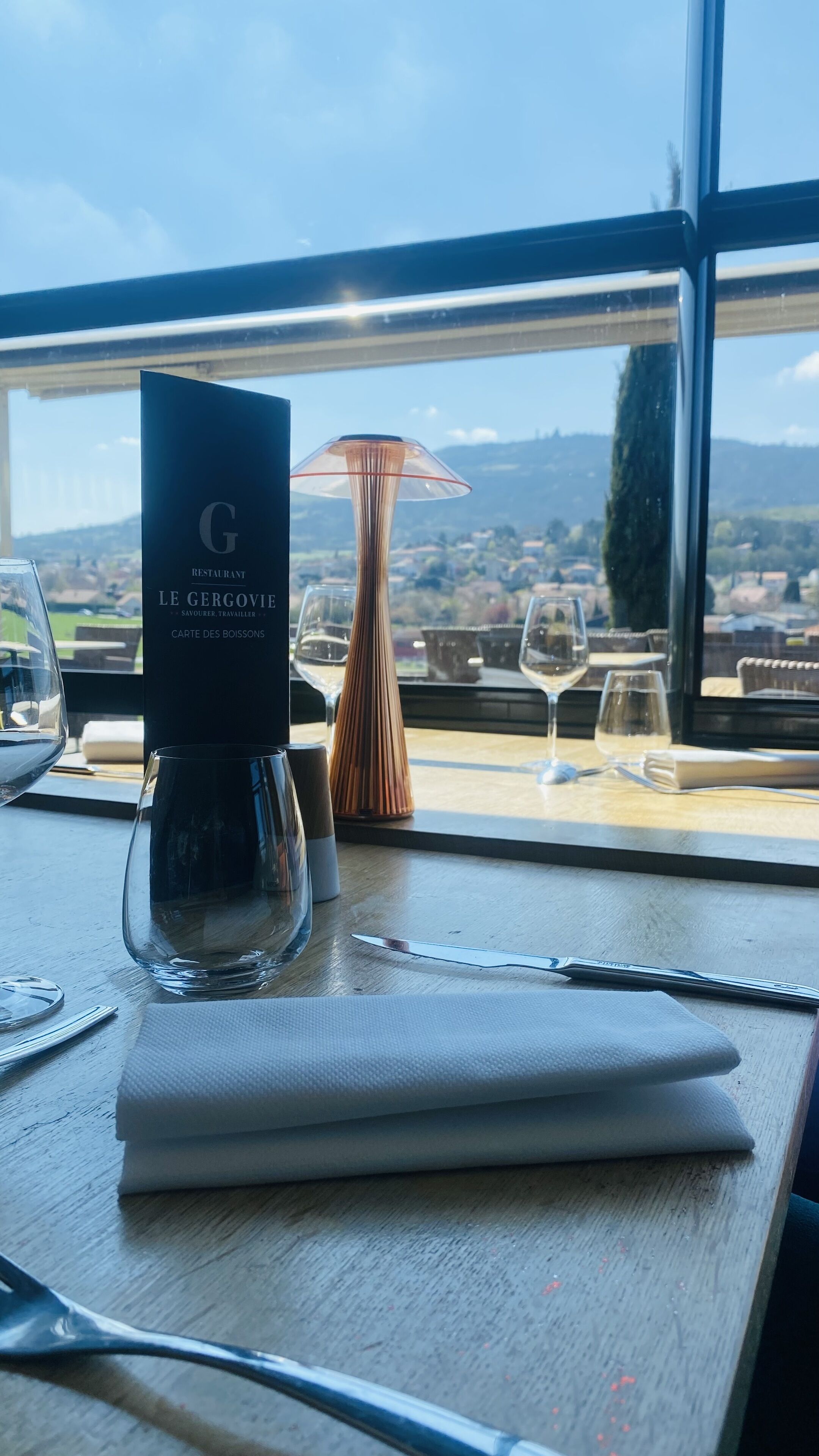 breakfast, lunch, dinner served; french cuisine