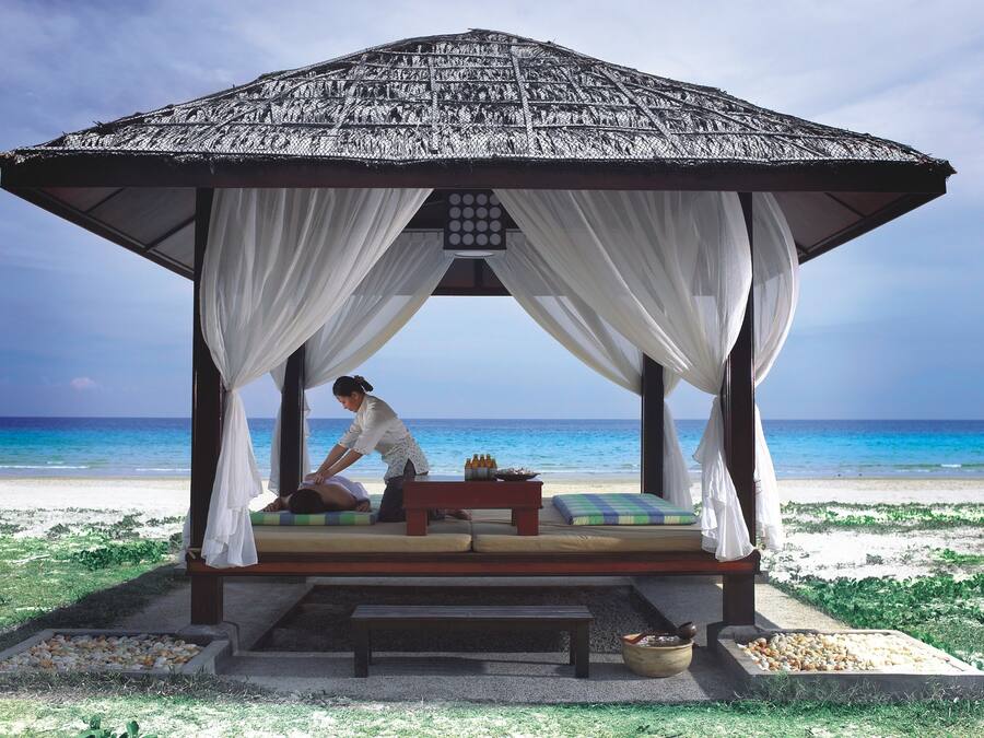 Massages on the beach