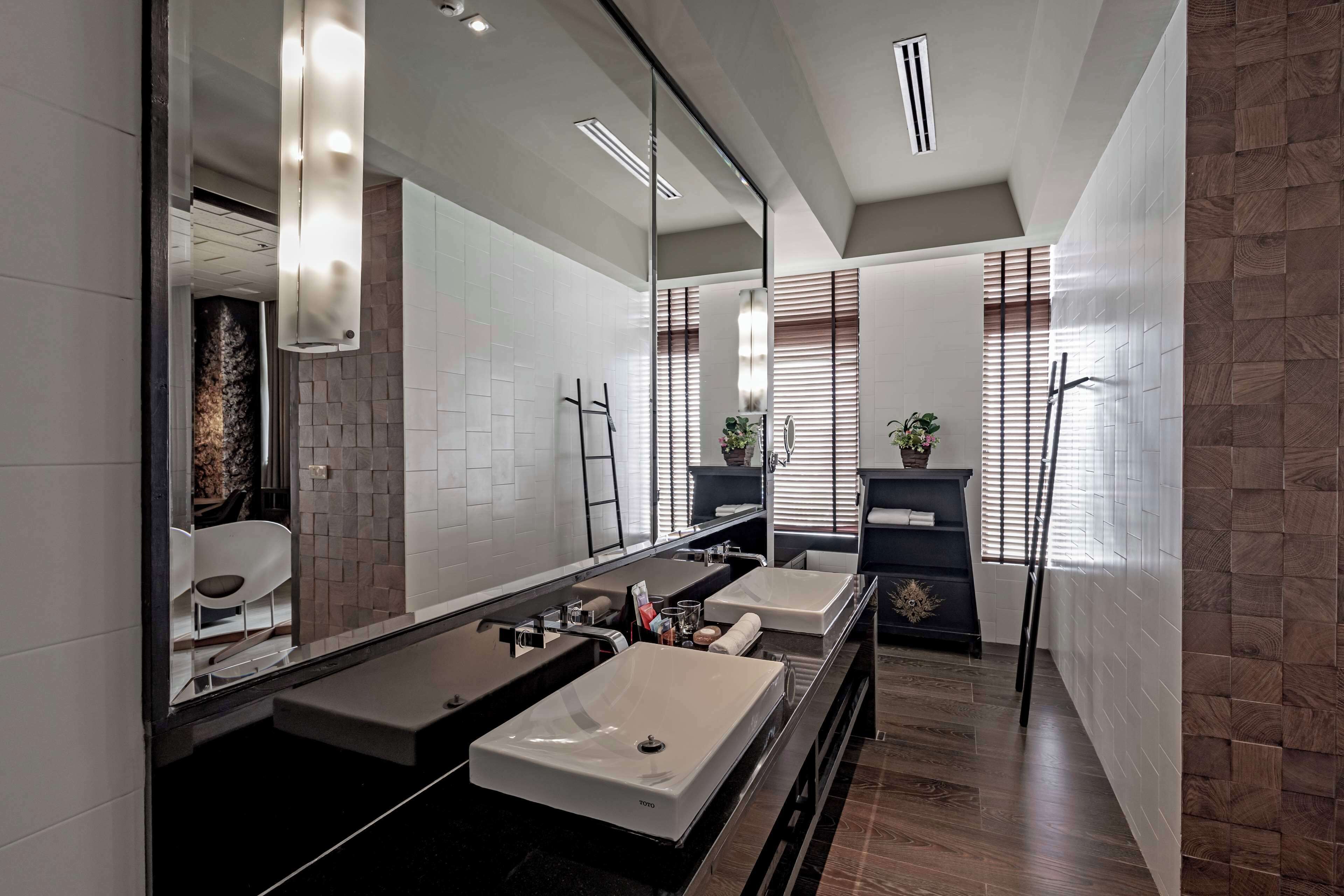 free toiletries, hair dryer, bathrobes, slippers