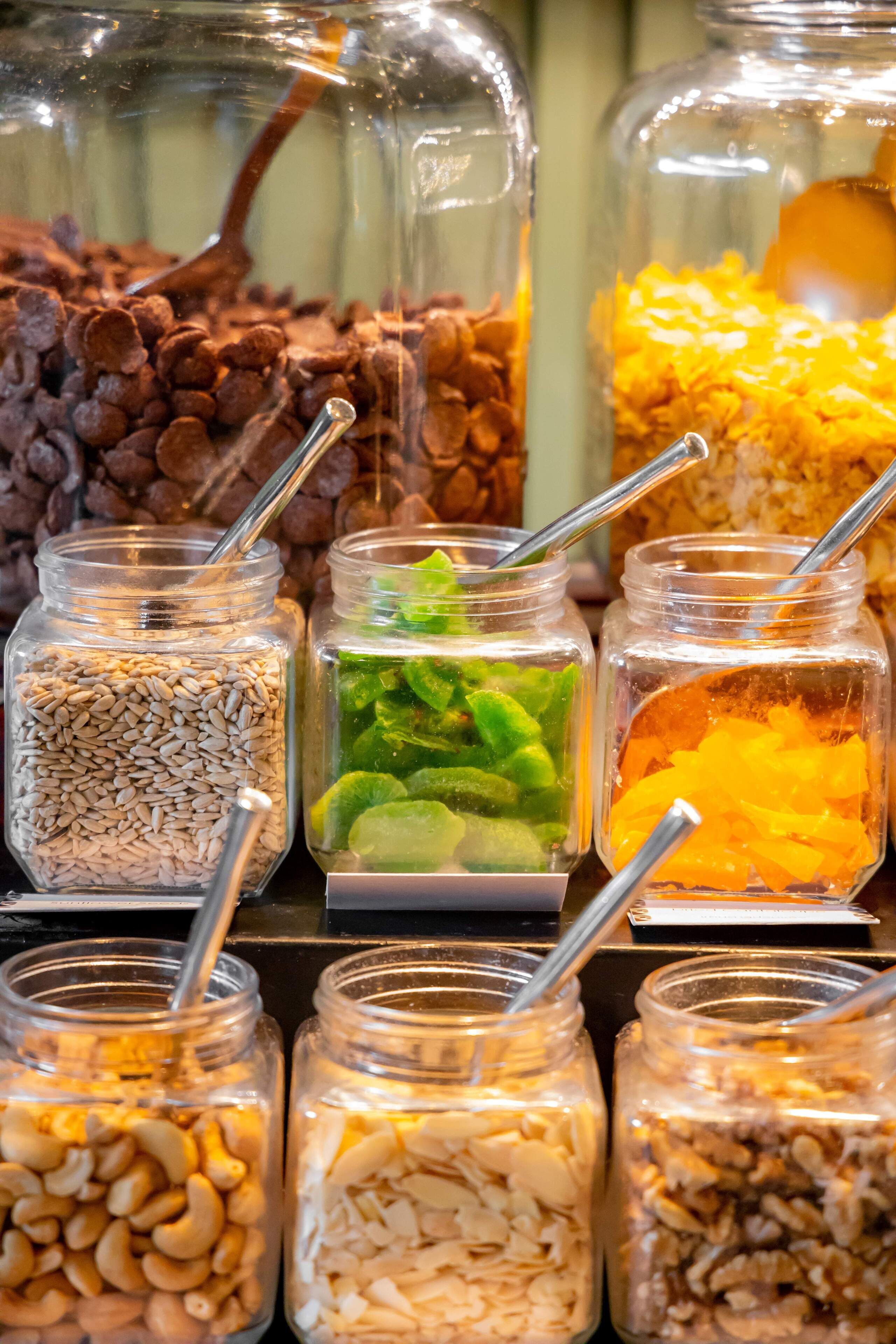 Bữa sáng buffet hàng ngày (800 THB/mỗi người) 