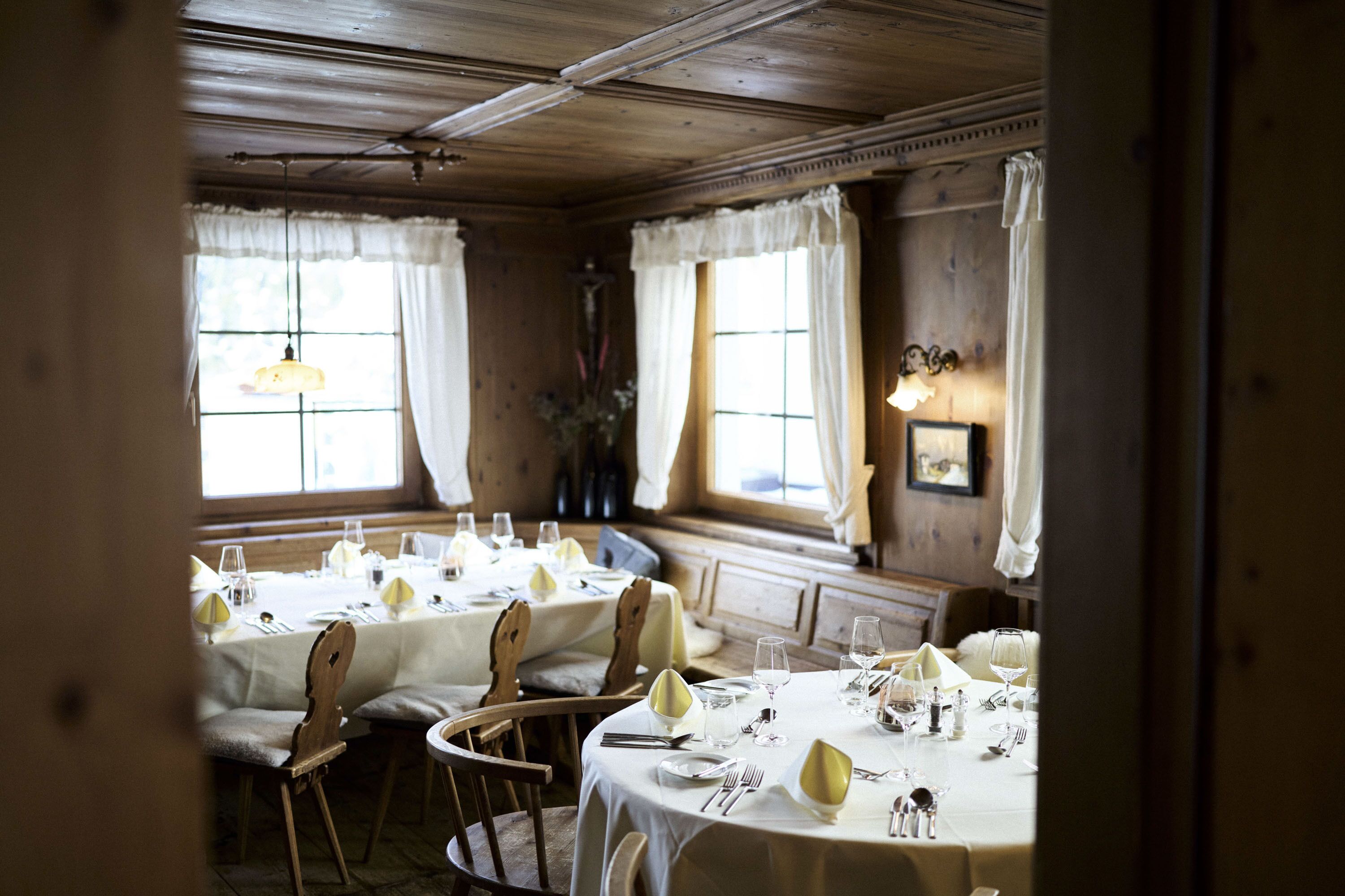 breakfast and dinner served