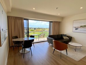 Standard King Spa Suite, Jetted | Living area | LCD TV, DVD player