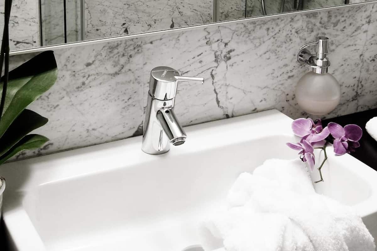 rainfall showerhead, free toiletries, hair dryer, bathrobes