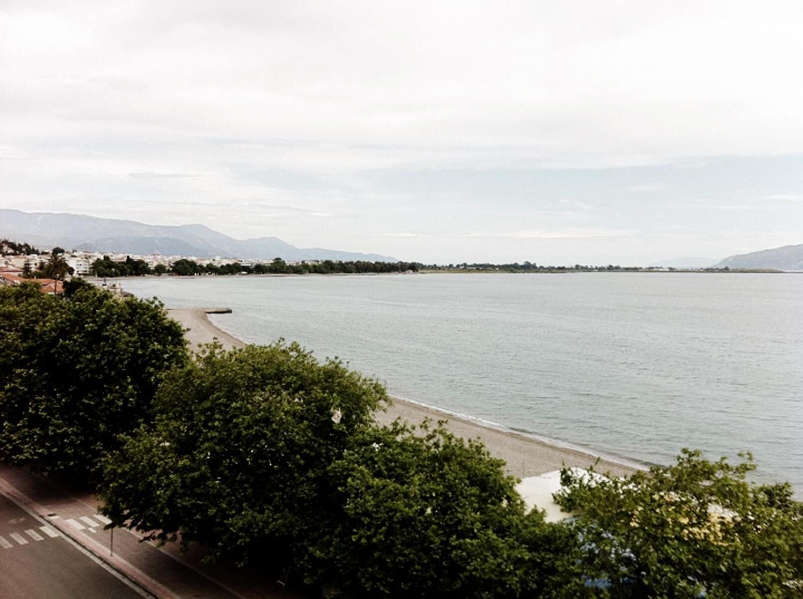 ชายหาด