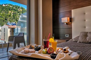 Minibar, in-room safe, desk, blackout drapes