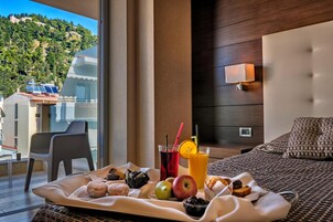 Minibar, in-room safe, desk, blackout drapes