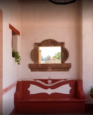 Living area - Hotel Posada La Basilica (Patzcuaro)