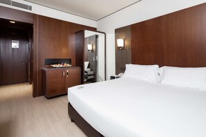Hypo-allergenic bedding, minibar, in-room safe, desk - Best Western Hotel Goldenmile Milan (Trezzano sul Naviglio)