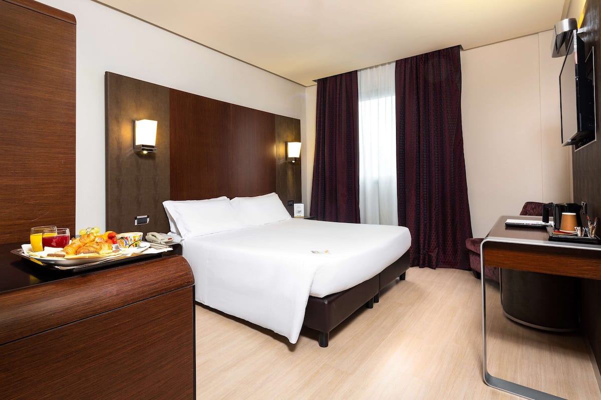 Biancheria da letto ipoallergenica, minibar, una cassaforte in camera