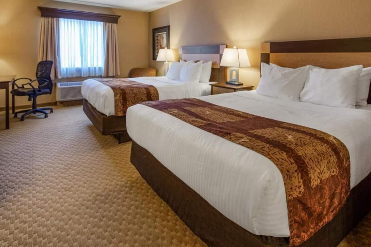 1 bedroom, in-room safe, laptop workspace, iron/ironing board