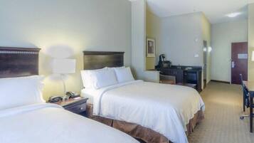 Desk, iron/ironing board, rollaway beds, free WiFi