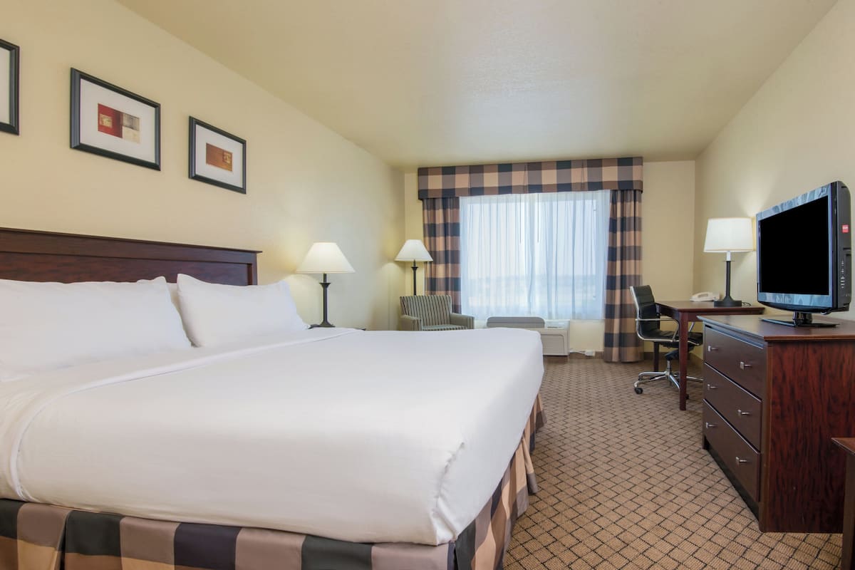 In-room safe, individually decorated, individually furnished, desk