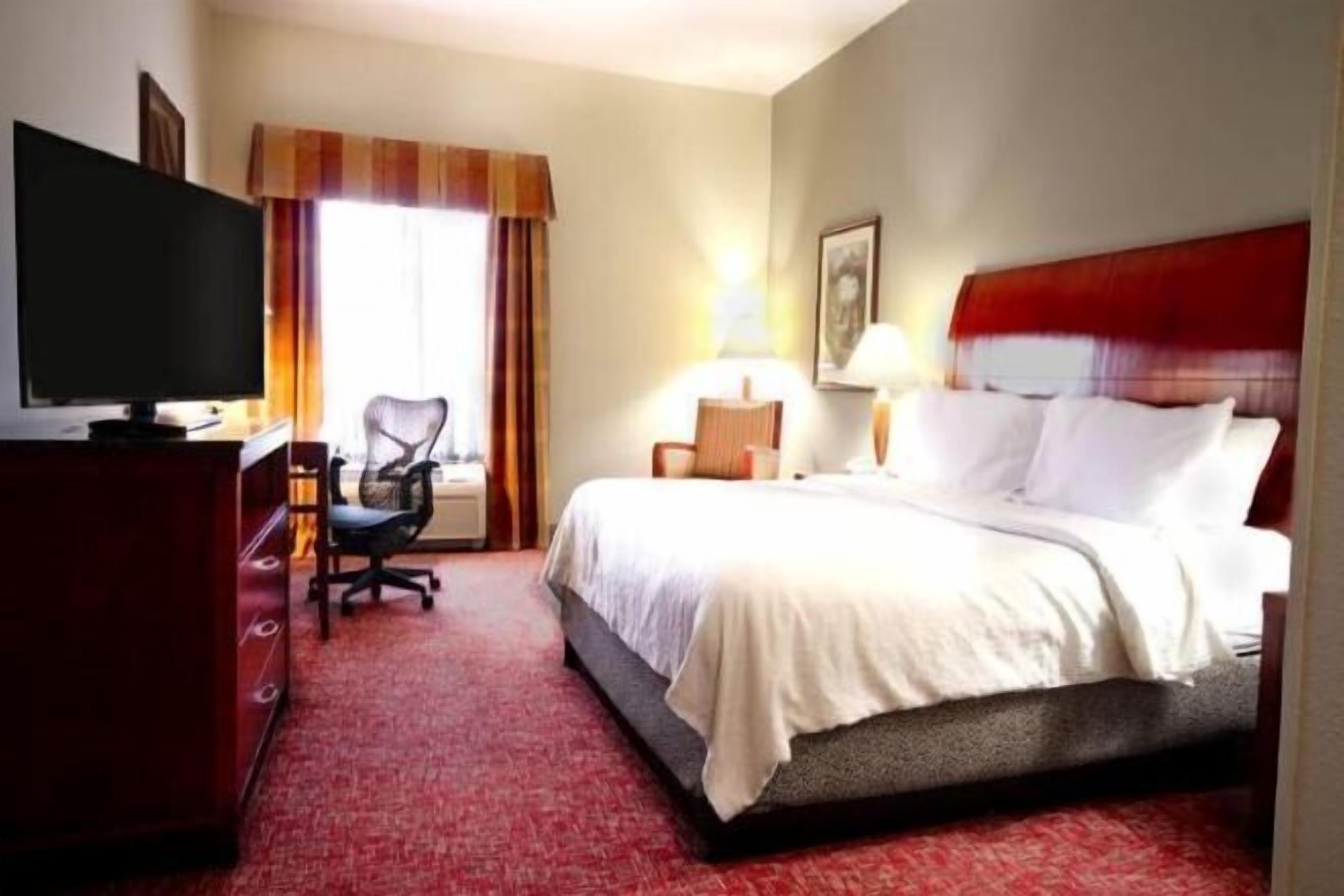 Hypo-allergenic bedding, in-room safe, desk, iron/ironing board