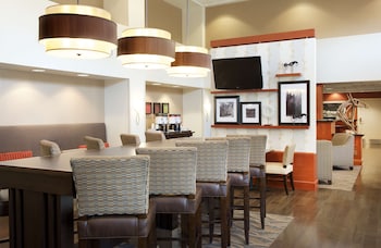 Hampton Inn & Suites Pittsburgh-Meadow Lands