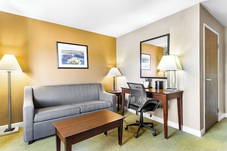 Suite, 1 Queen Bed, Non Smoking, Refrigerator & Microwave (with Sofabed) | Desk, iron/ironing board, free WiFi, bed sheets. Best Western California City Inn & Suites