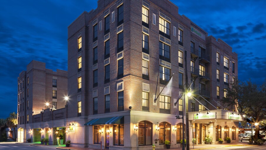 Holiday Inn Savannah Historic District, an IHG Hotel