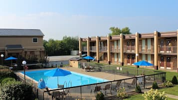 Piscina stagionale all'aperto