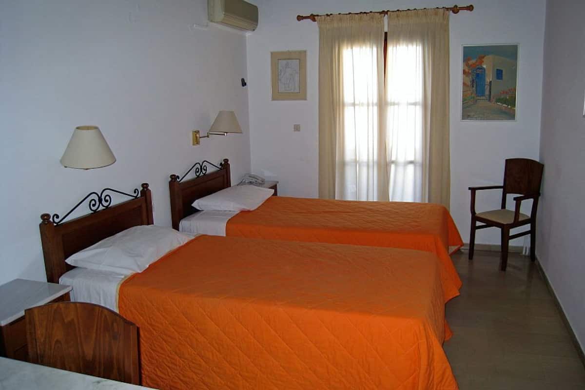 Family Room, Multiple Bedrooms, Terrace | In-room safe, free WiFi, bed sheets