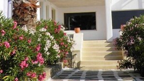 Exterior - Anastasios Sevasti (Mykonos)
