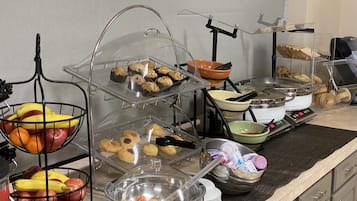 매일 테이크아웃 무료 아침 식사 포함