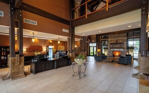 Lobby - Sunrise Ridge Waterfront Resort (Parksville)