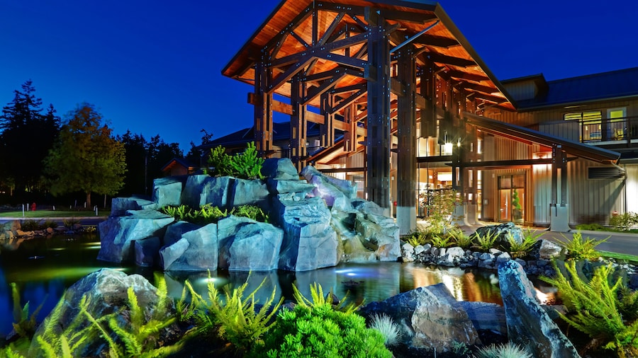 Sunrise Ridge Waterfront Resort