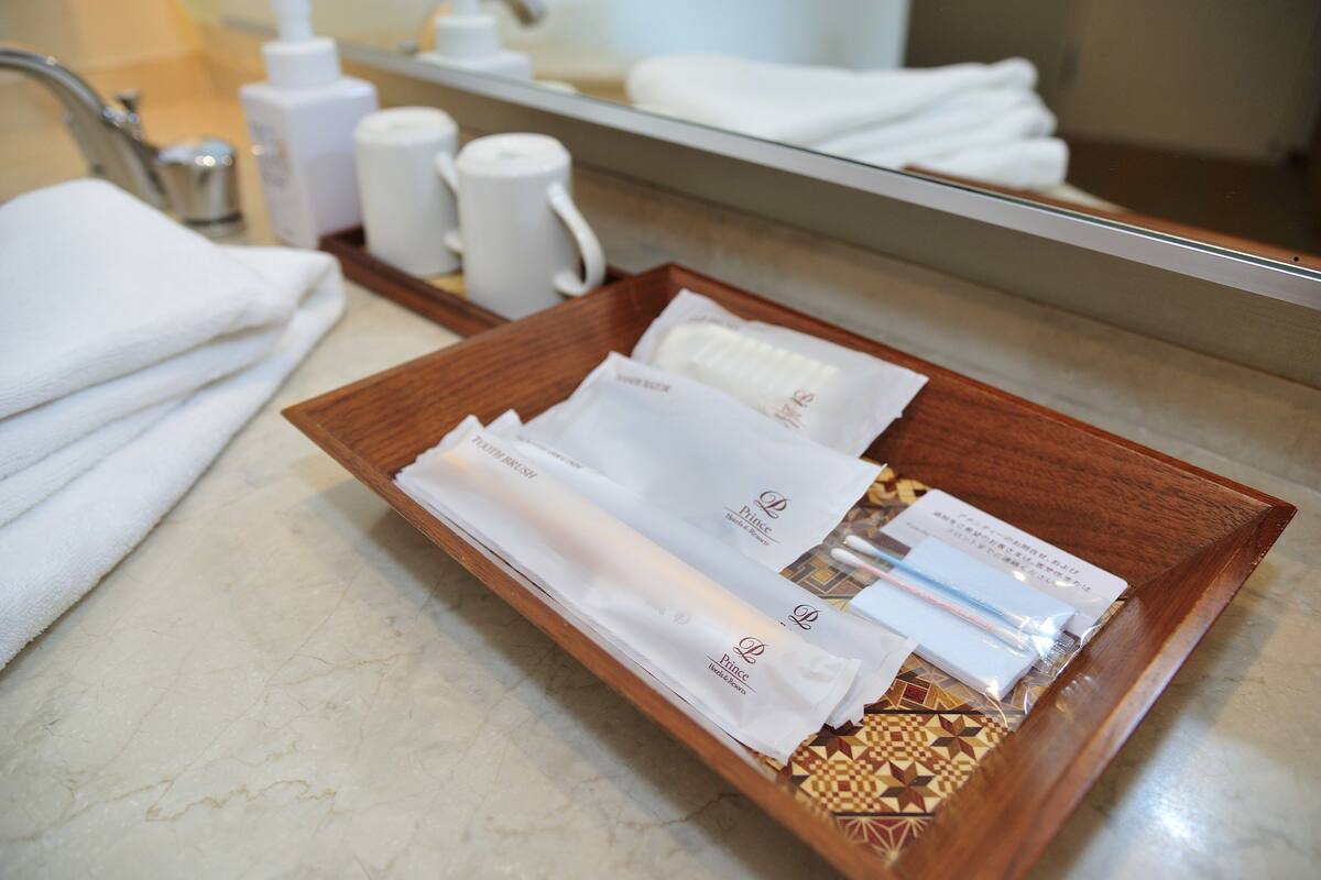 1 bedroom, in-room safe, desk, laptop workspace