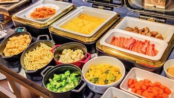 Daily buffet breakfast for a fee